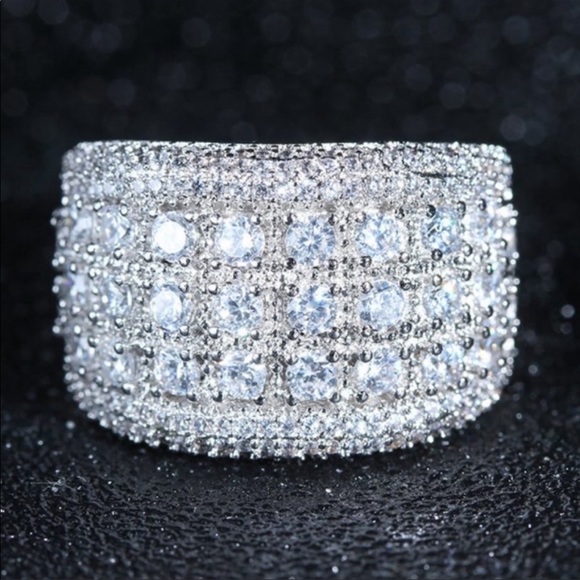 925 Silver Beautiful Diamond Band Ring - Picture 3 of 9